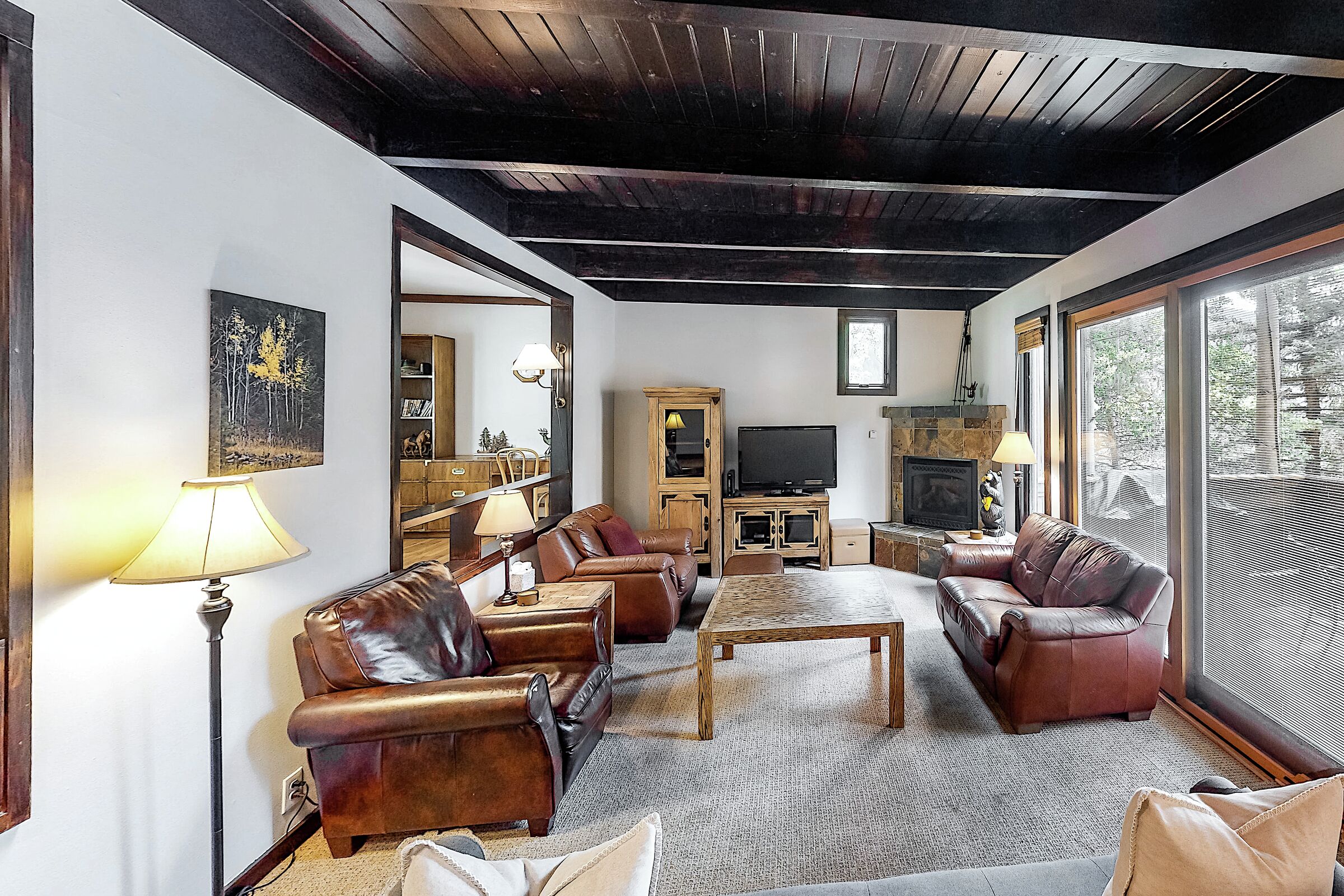 #1323 - Living Room