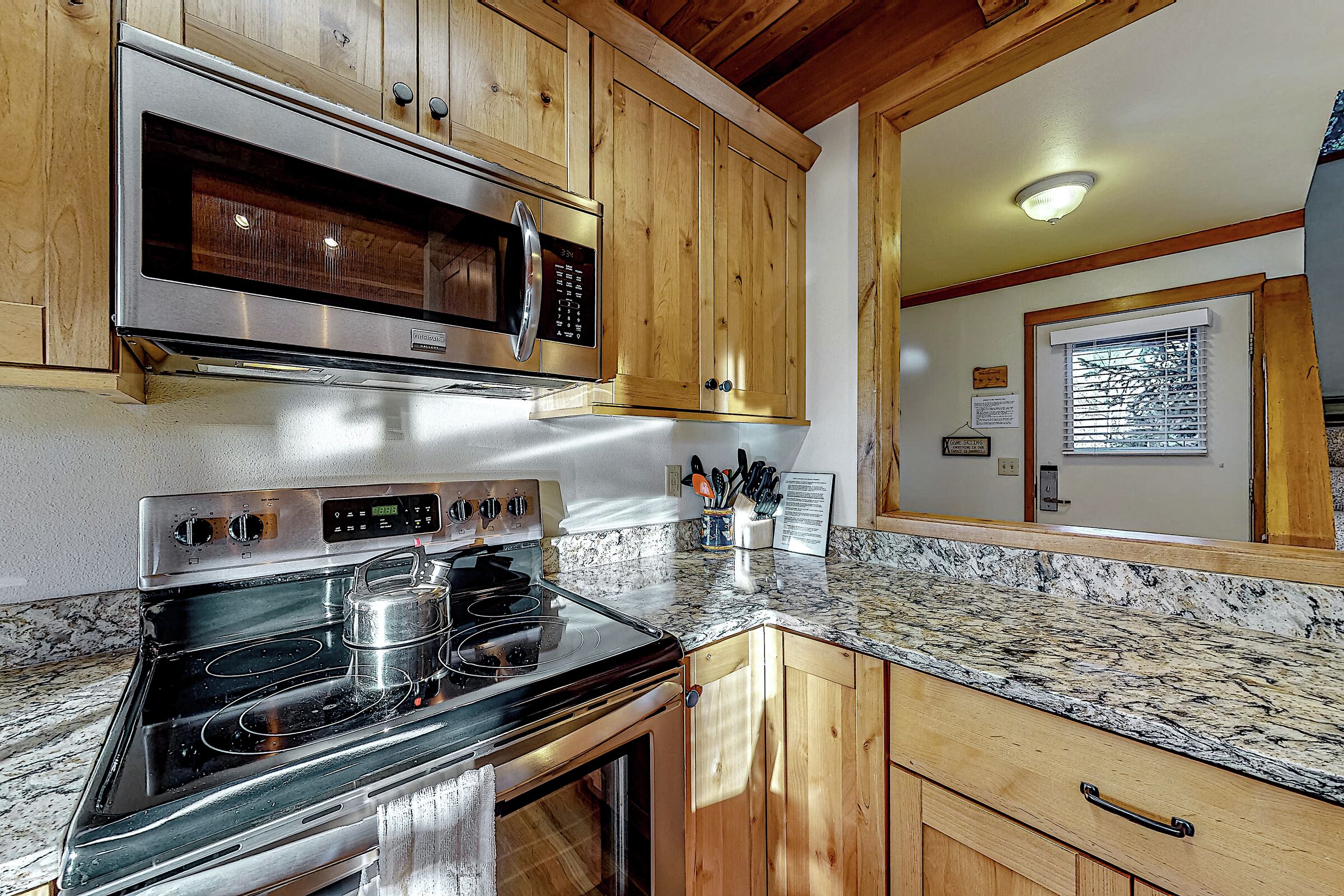 #1312 - Kitchen