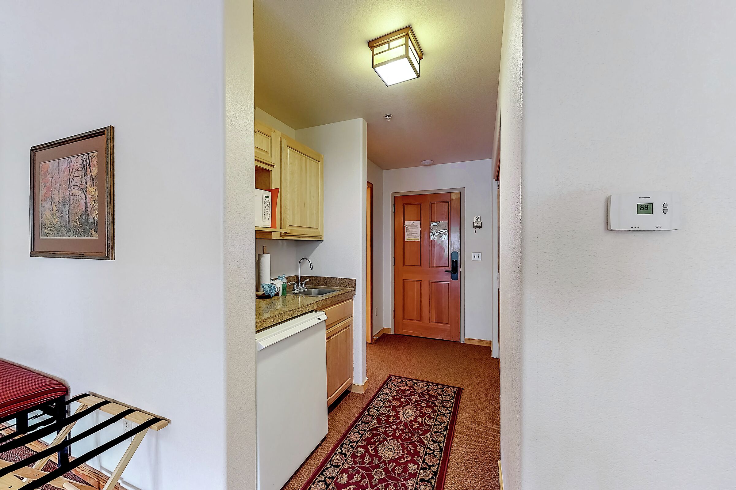 Studio Kitchenette
