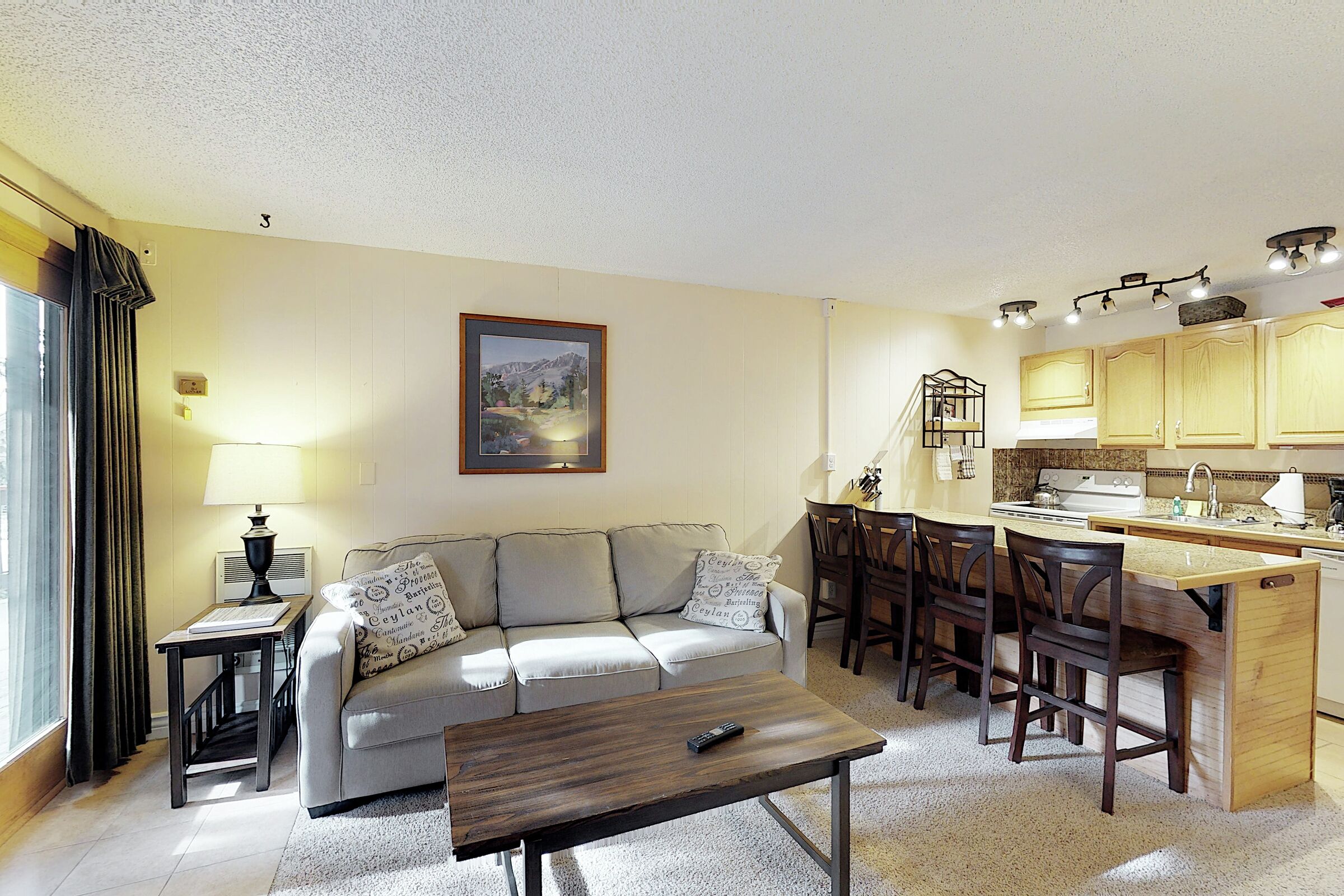 Living Room & Kitchen