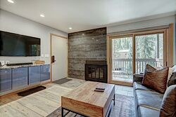 1 Bdrm Standard - Living Room