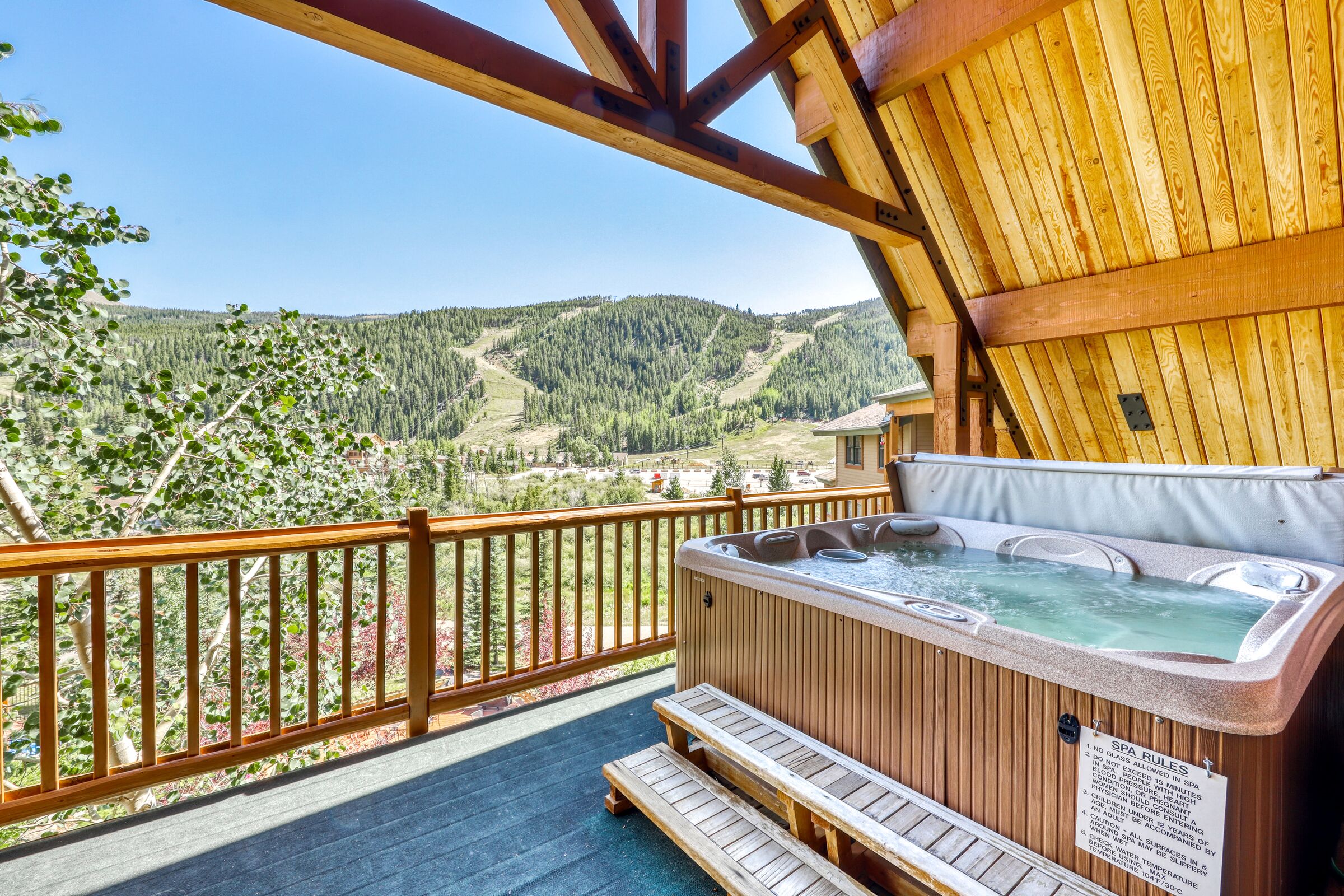 Balcony with Hot Tub