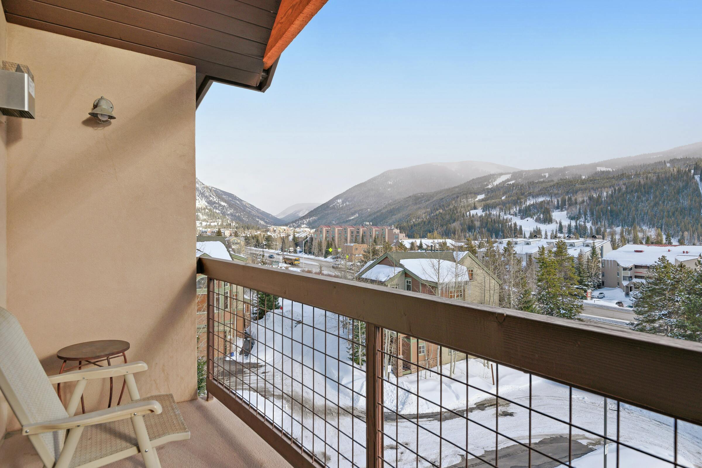 #416 - Balcony