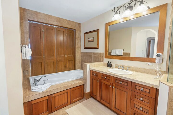 4 Bdrm - Bathroom