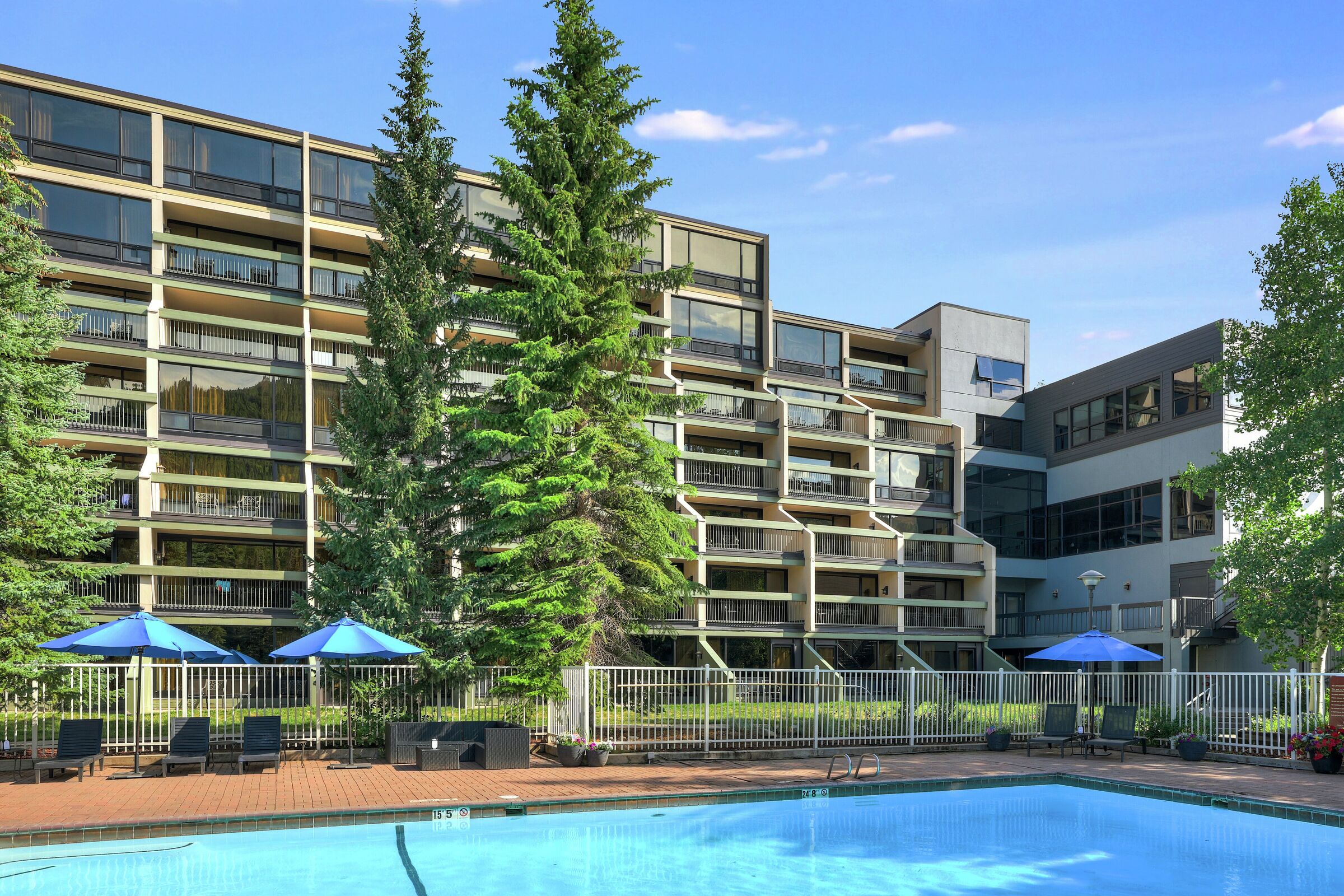 Outdoor Heated Swimming Pool