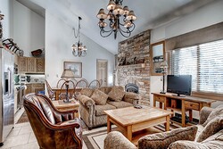 1 Bdrm + Loft Standard - Living Room