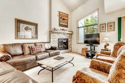 3 Bdrm + Loft HT - Living Room