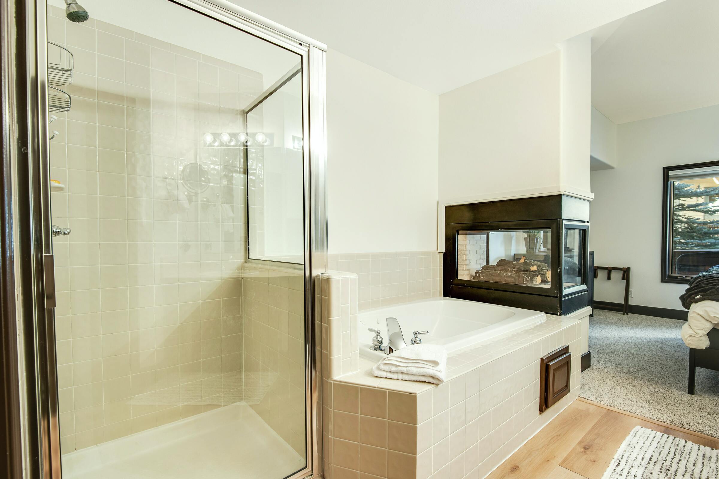 Master Ensuite Bathroom