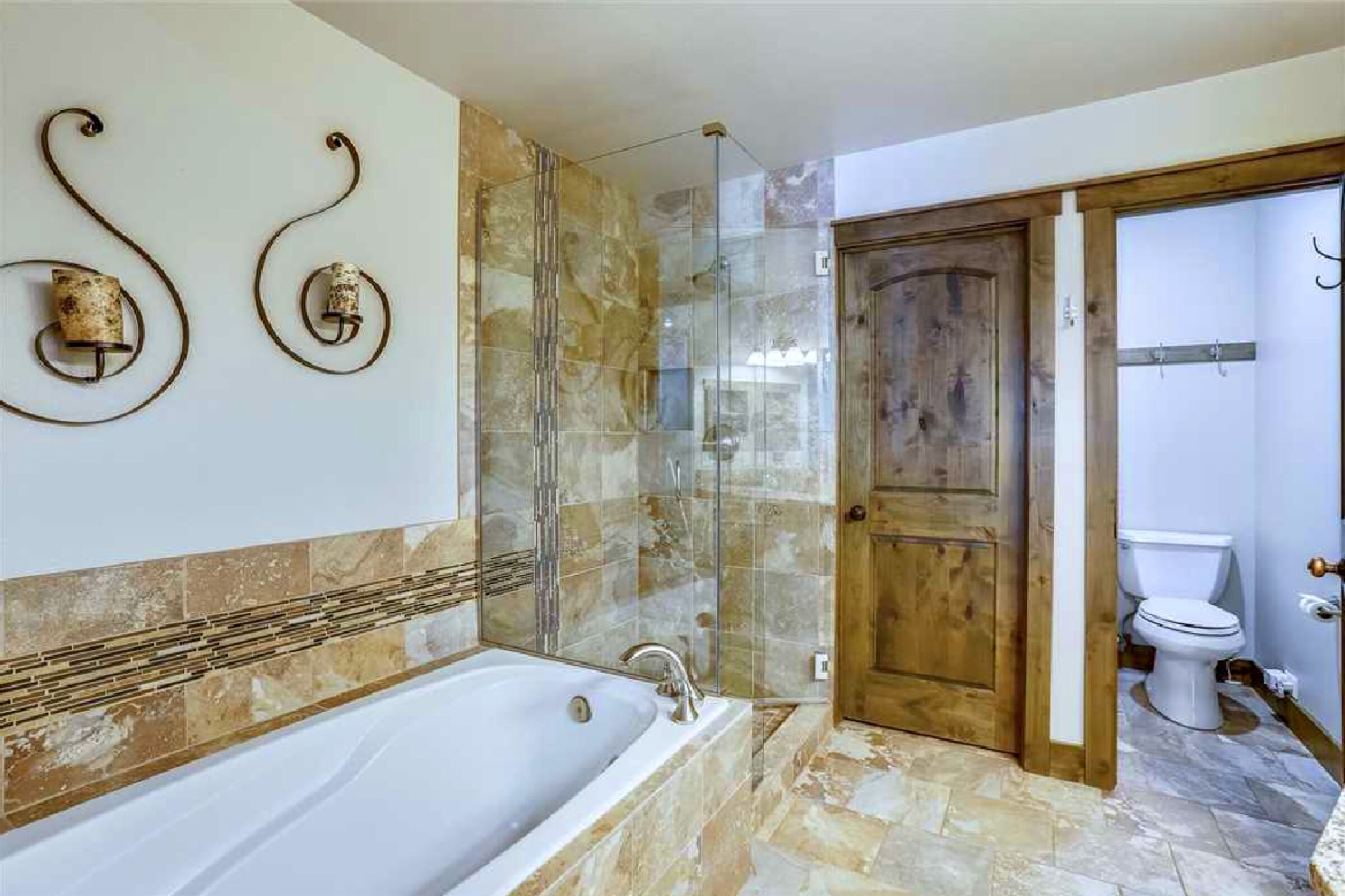 Master Ensuite Bathroom