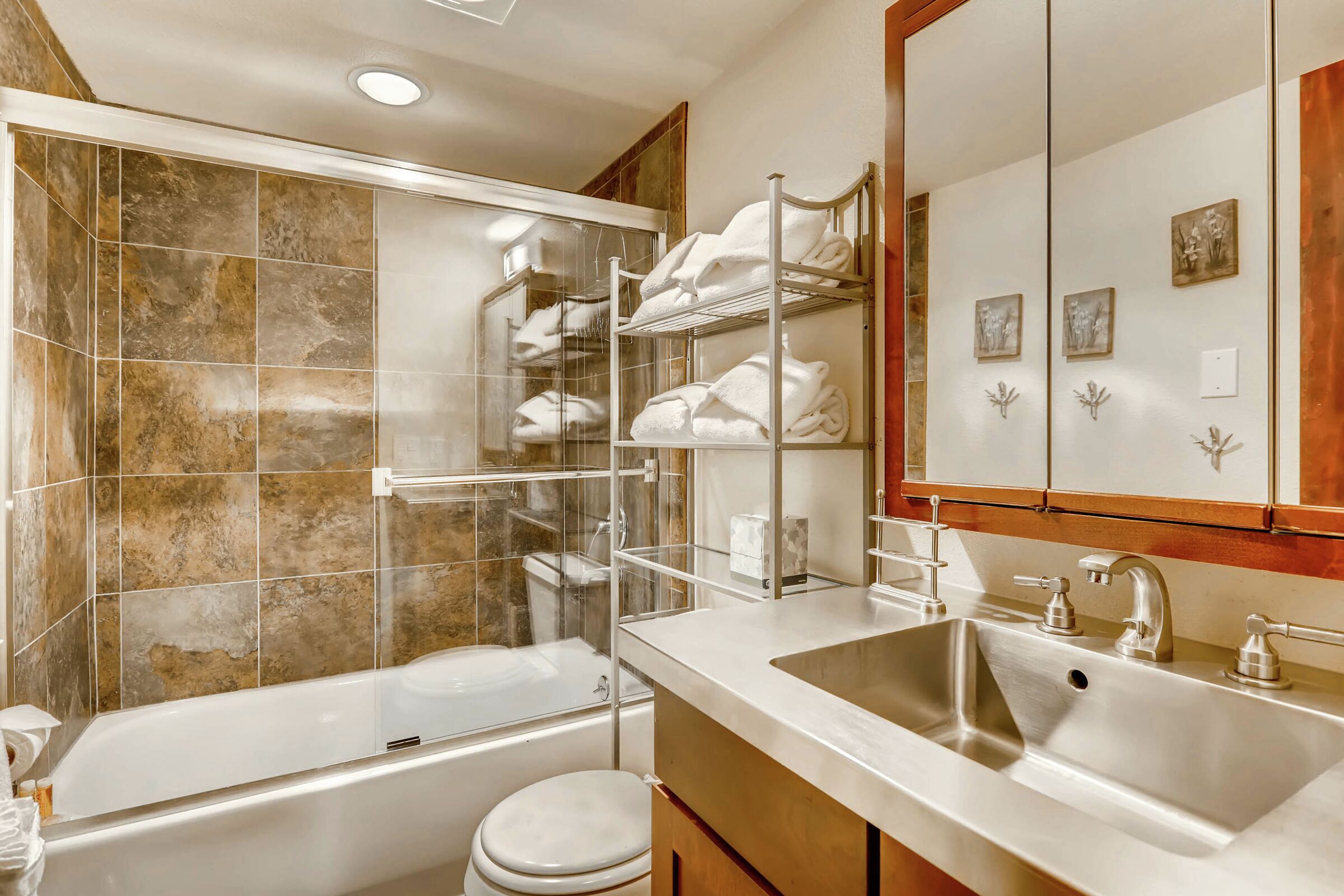 #201 - Bathroom