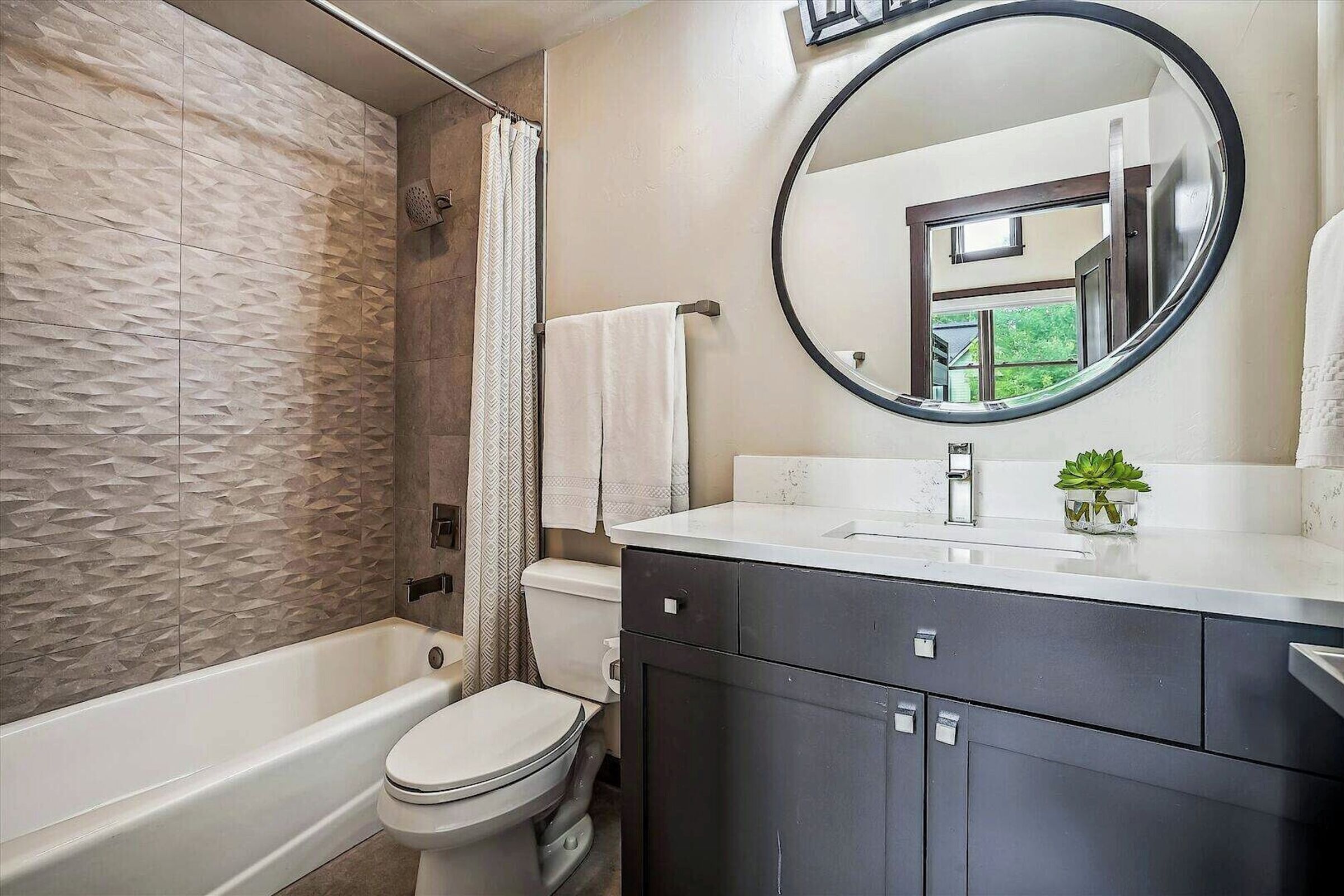Ensuite Bathroom