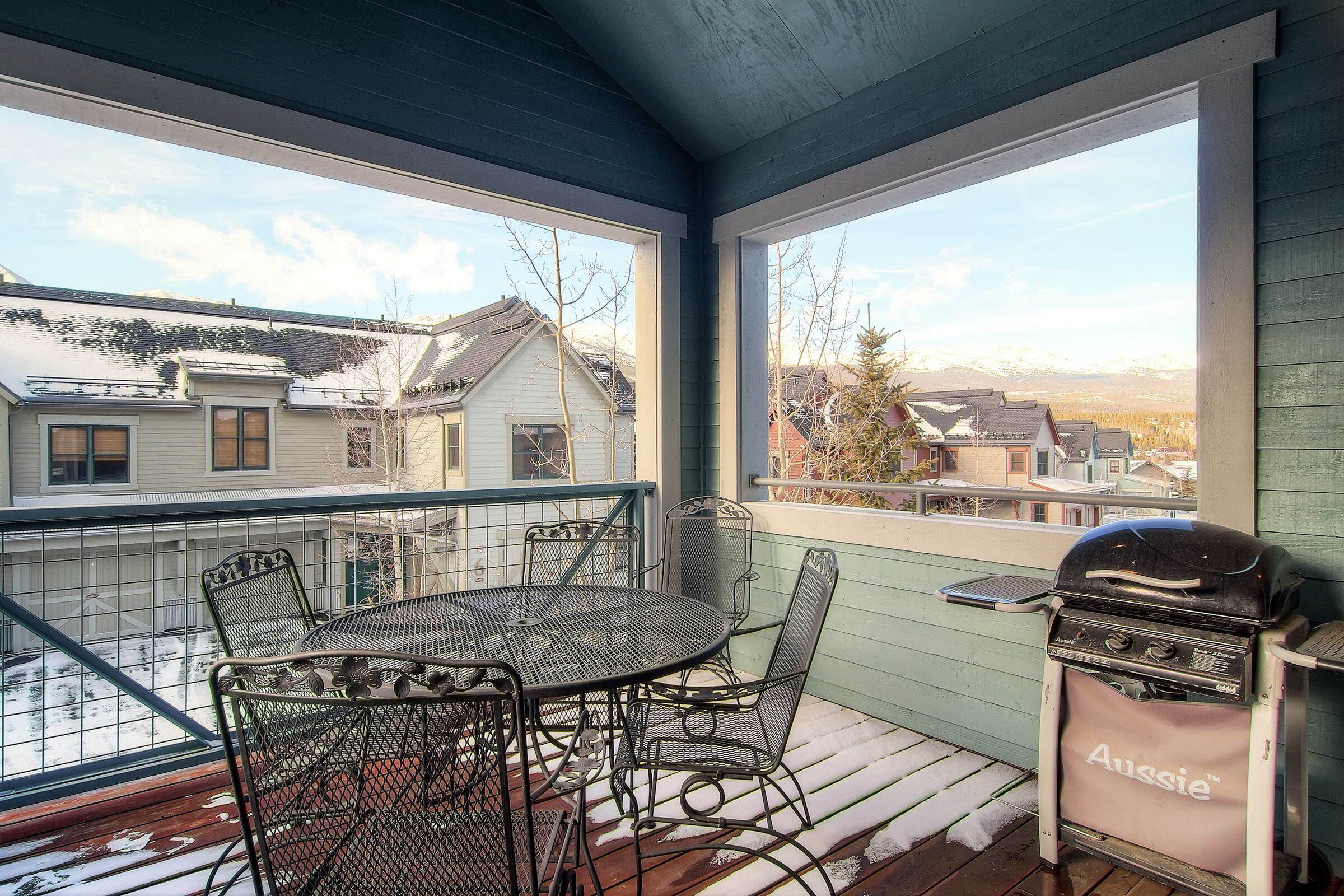 Balcony with BBQ