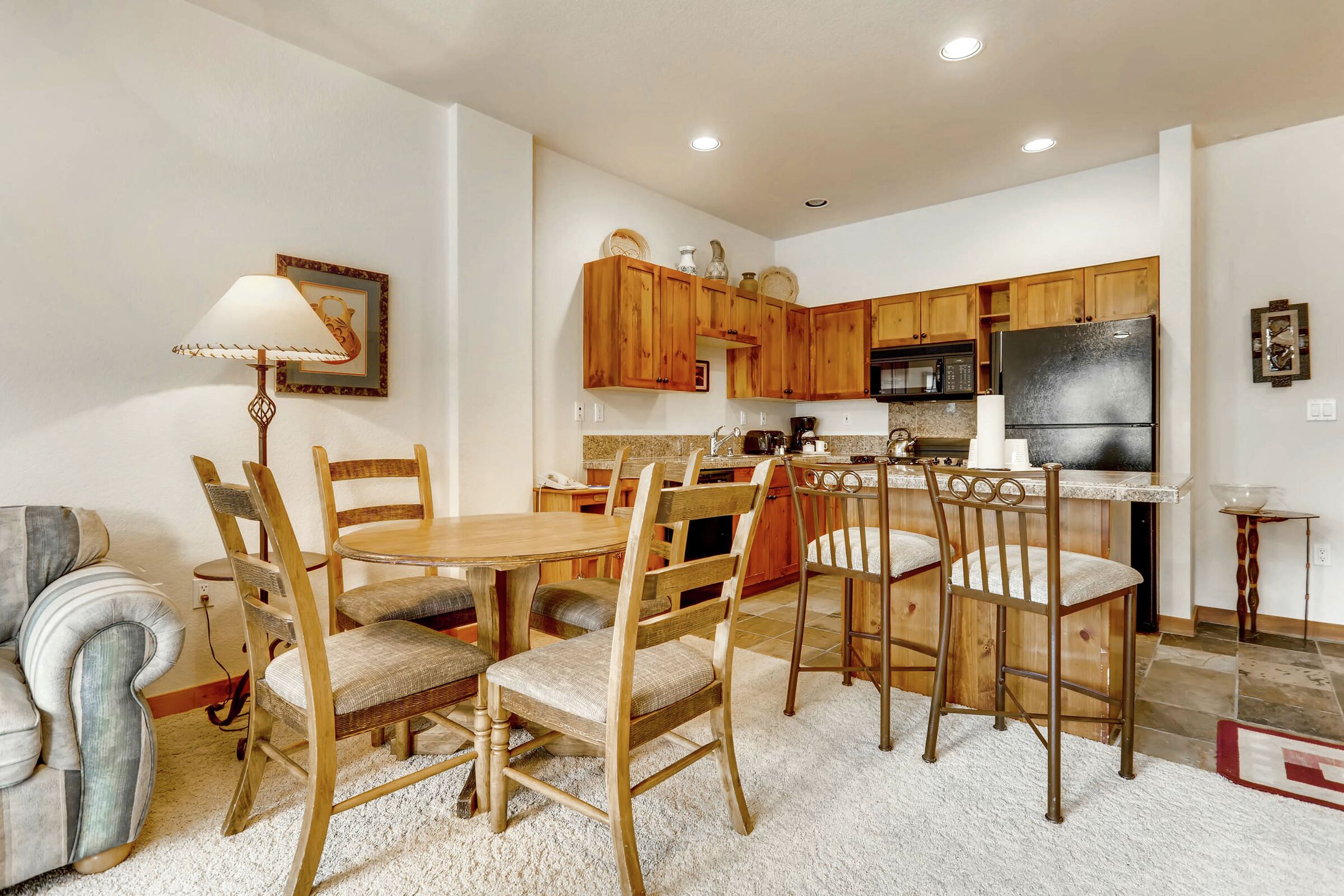 Dining Room & Kitchen