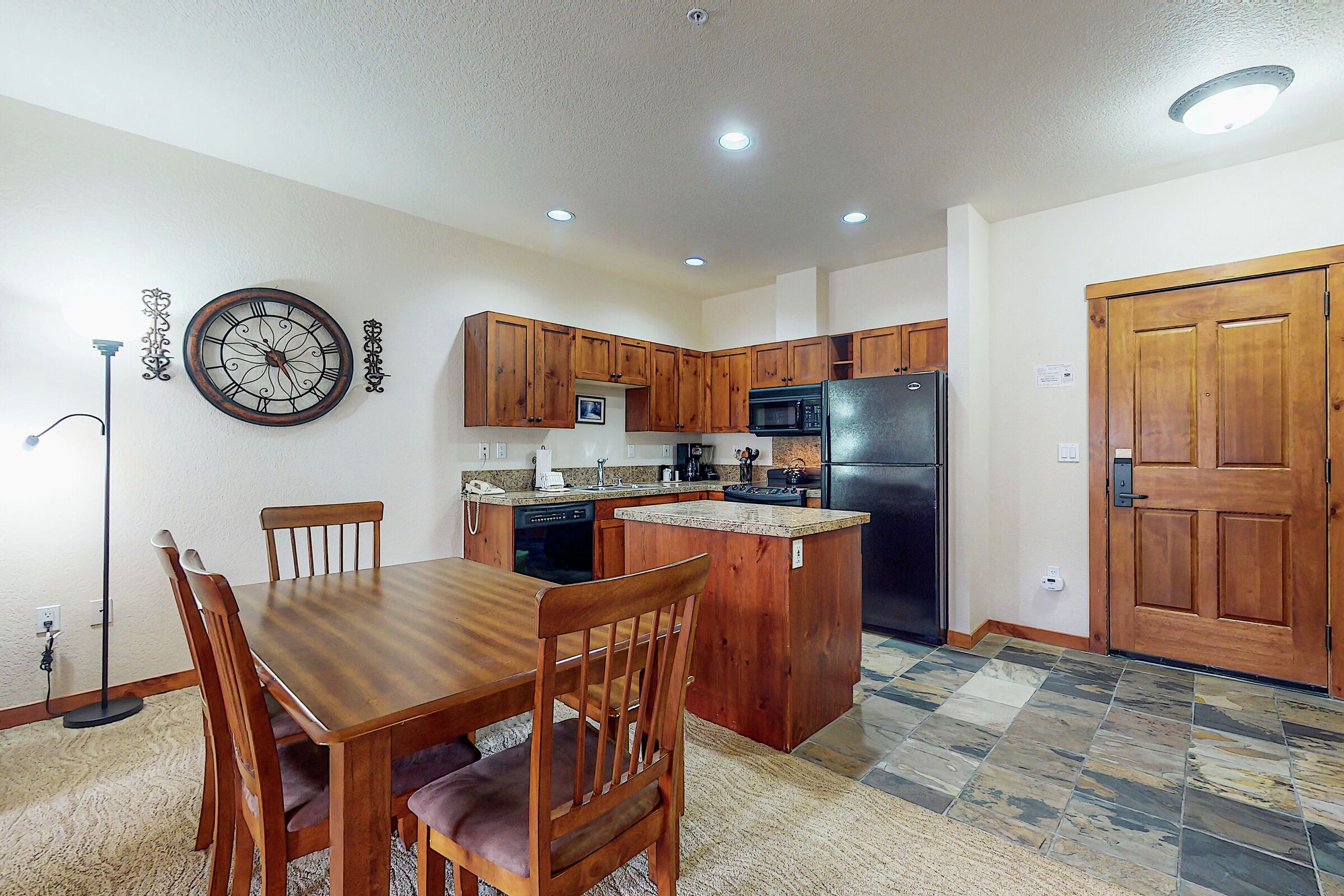 Dining Room & Kitchen