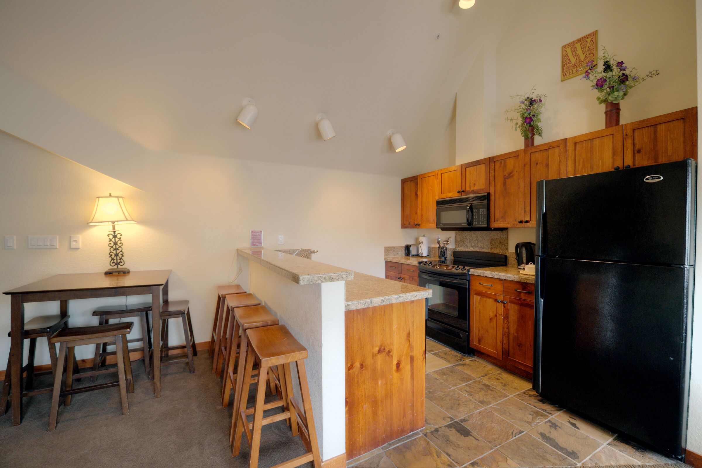 Dining Room & Kitchen