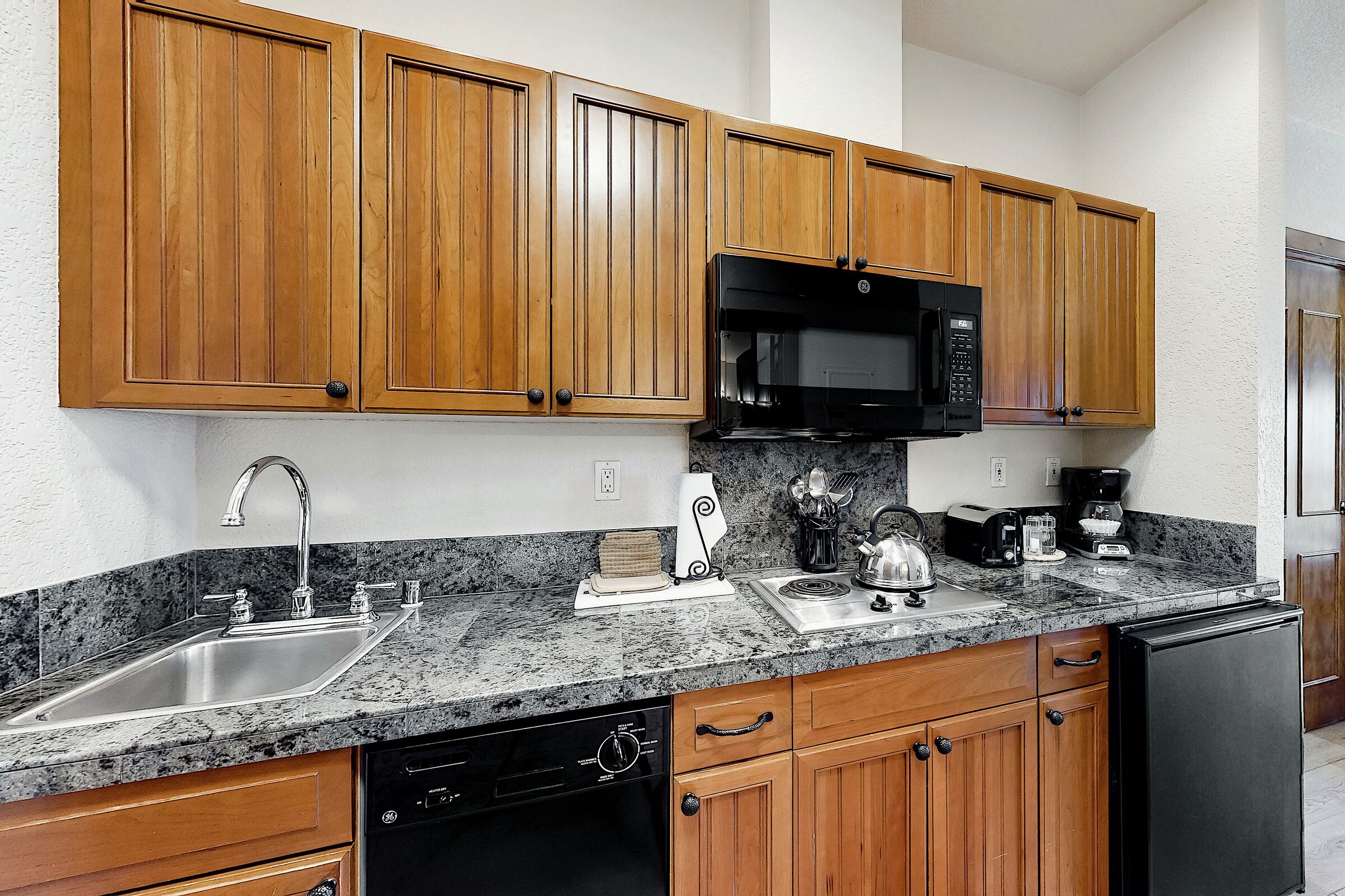 Studio Kitchenette
