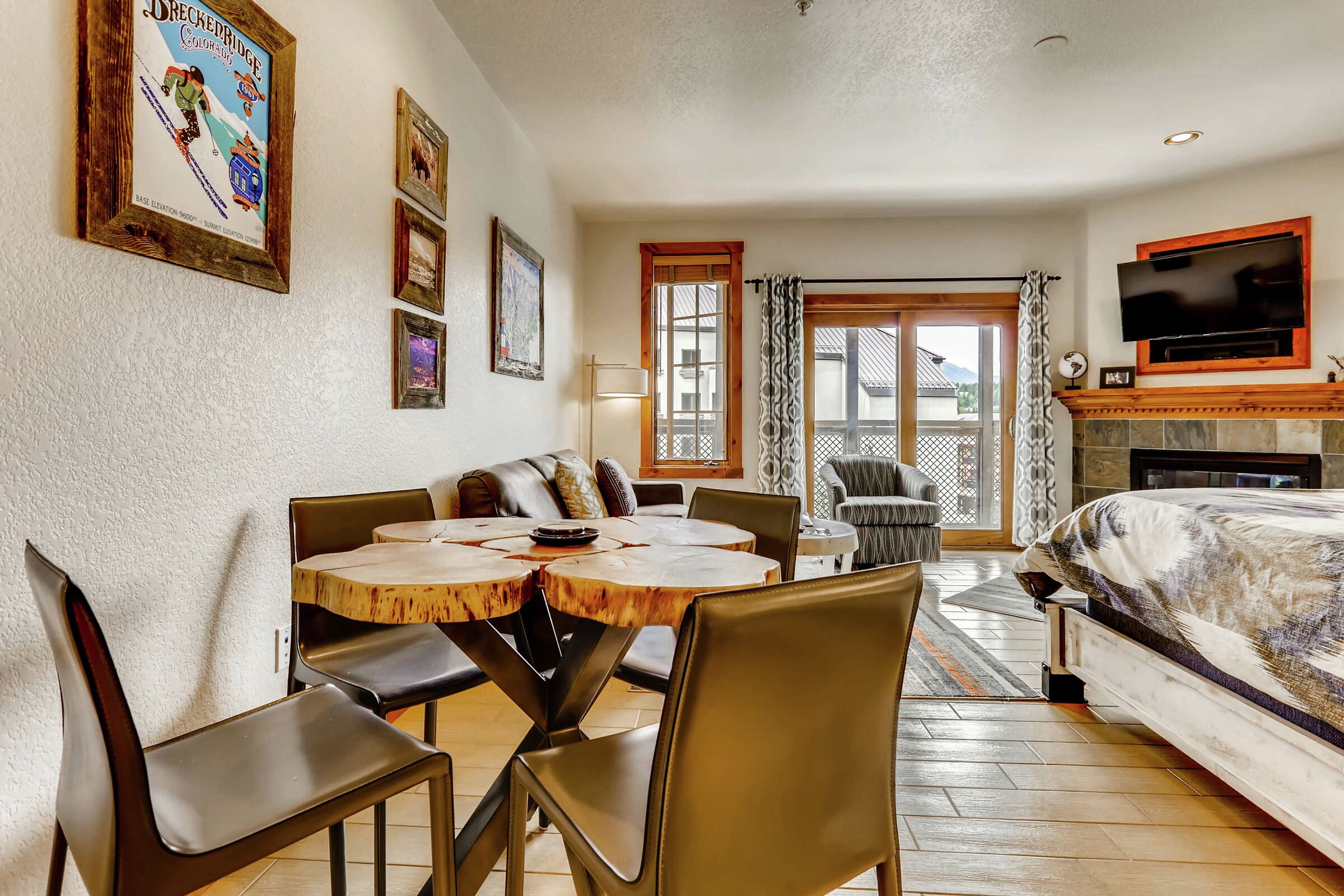 Studio Dining Area