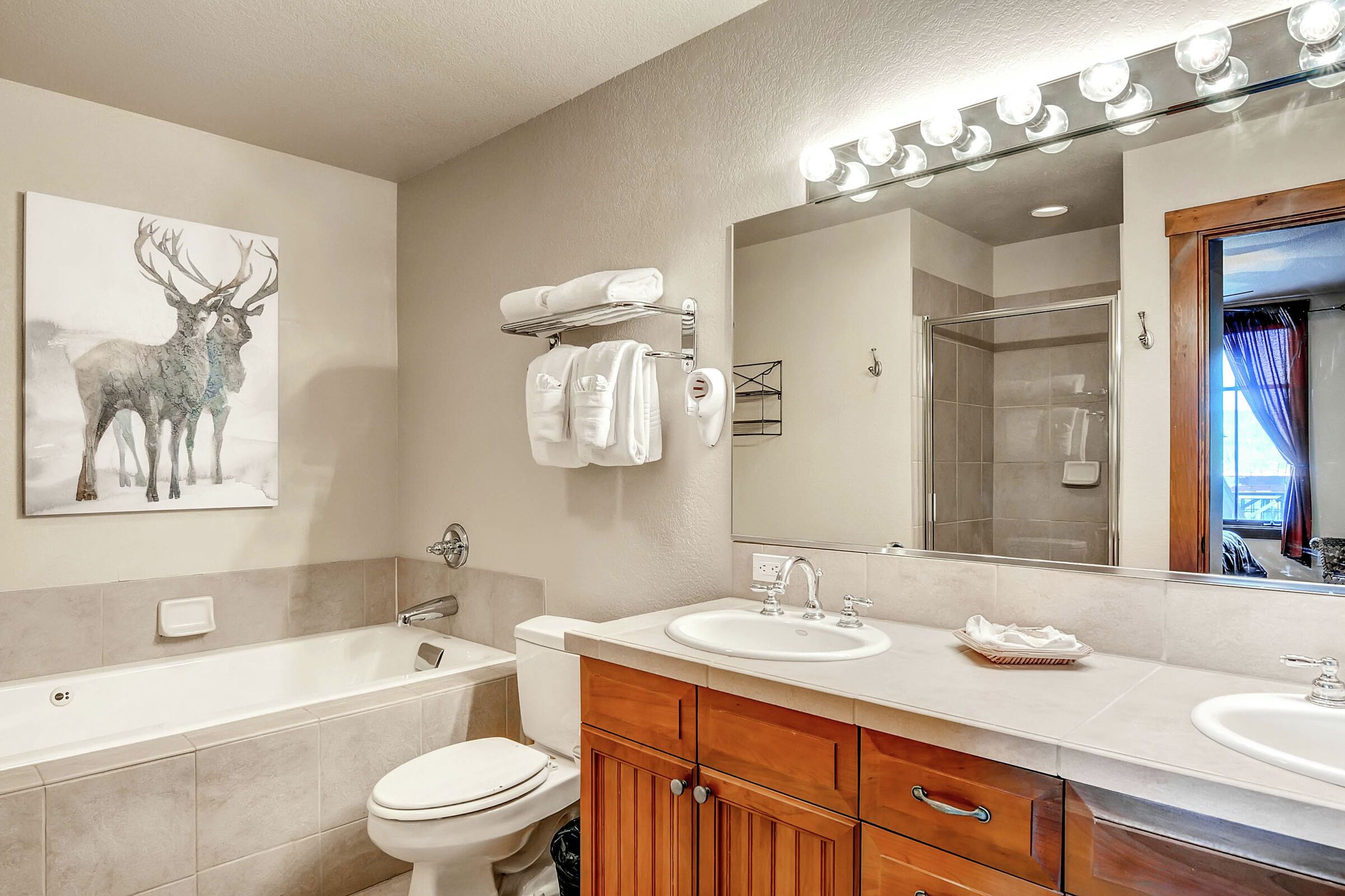Master Ensuite Bathroom