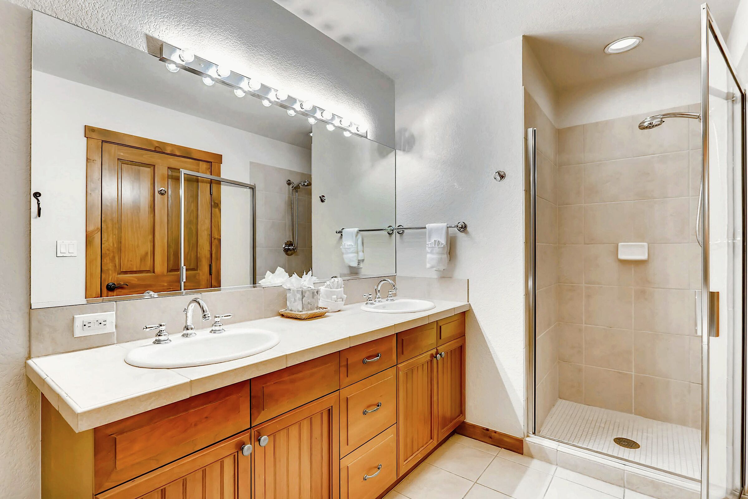 Master Ensuite Bathroom