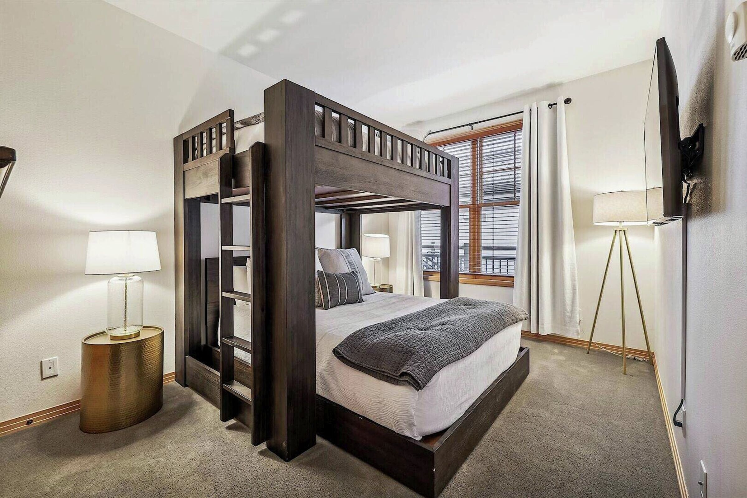 #309W - Bedroom
