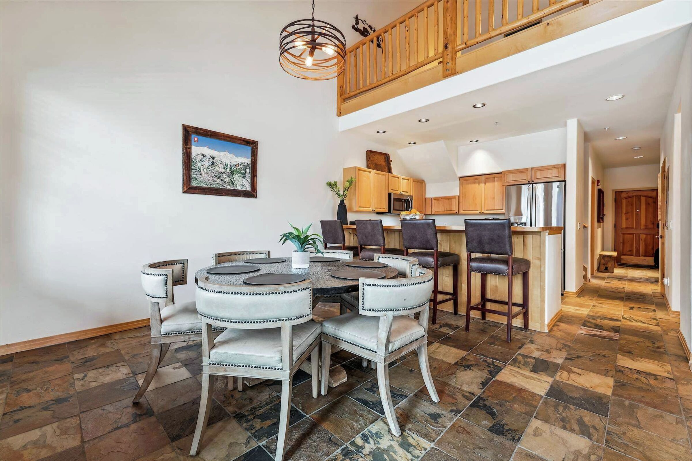 #309W - Dining Area