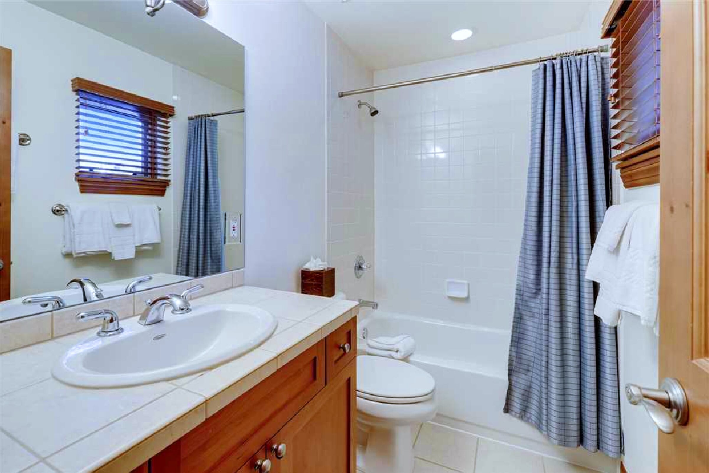 #66 - Bathroom
