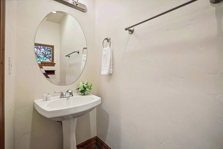 #25 - Bathroom