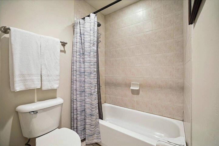 #25 - Bathroom