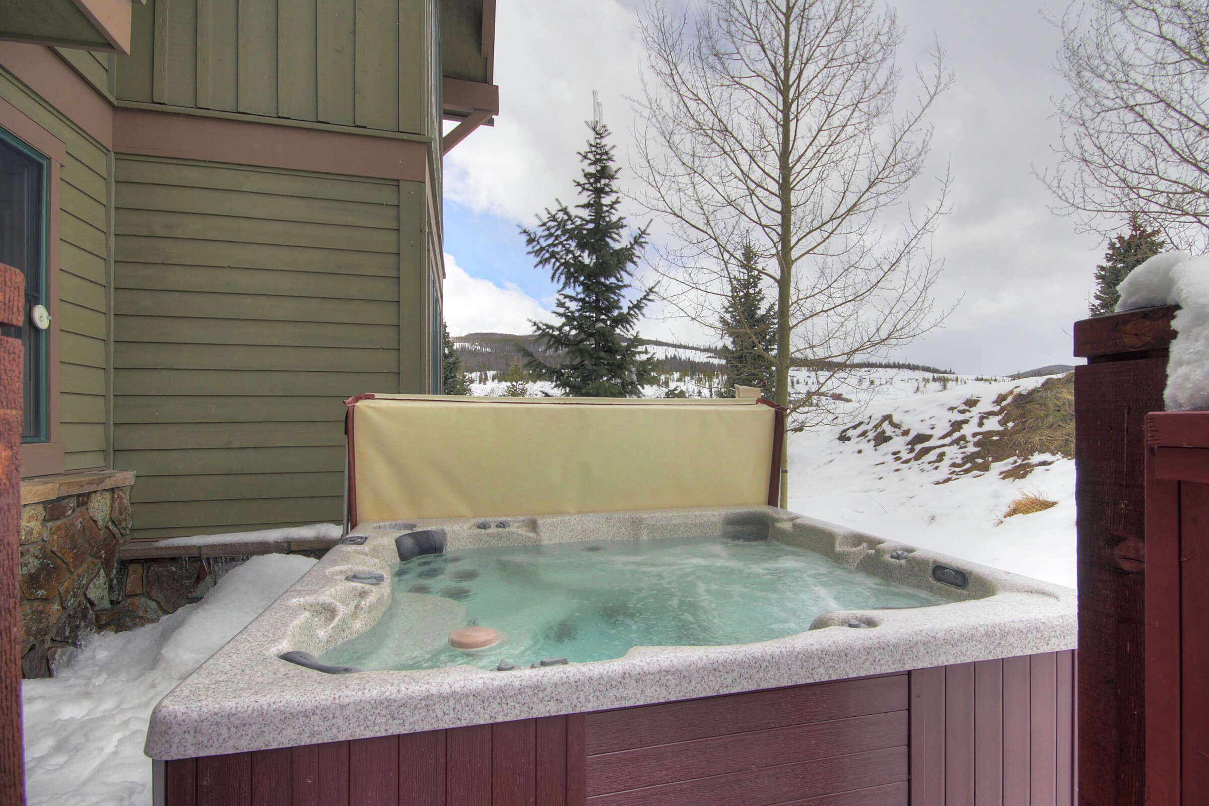 Outdoor Hot Tub