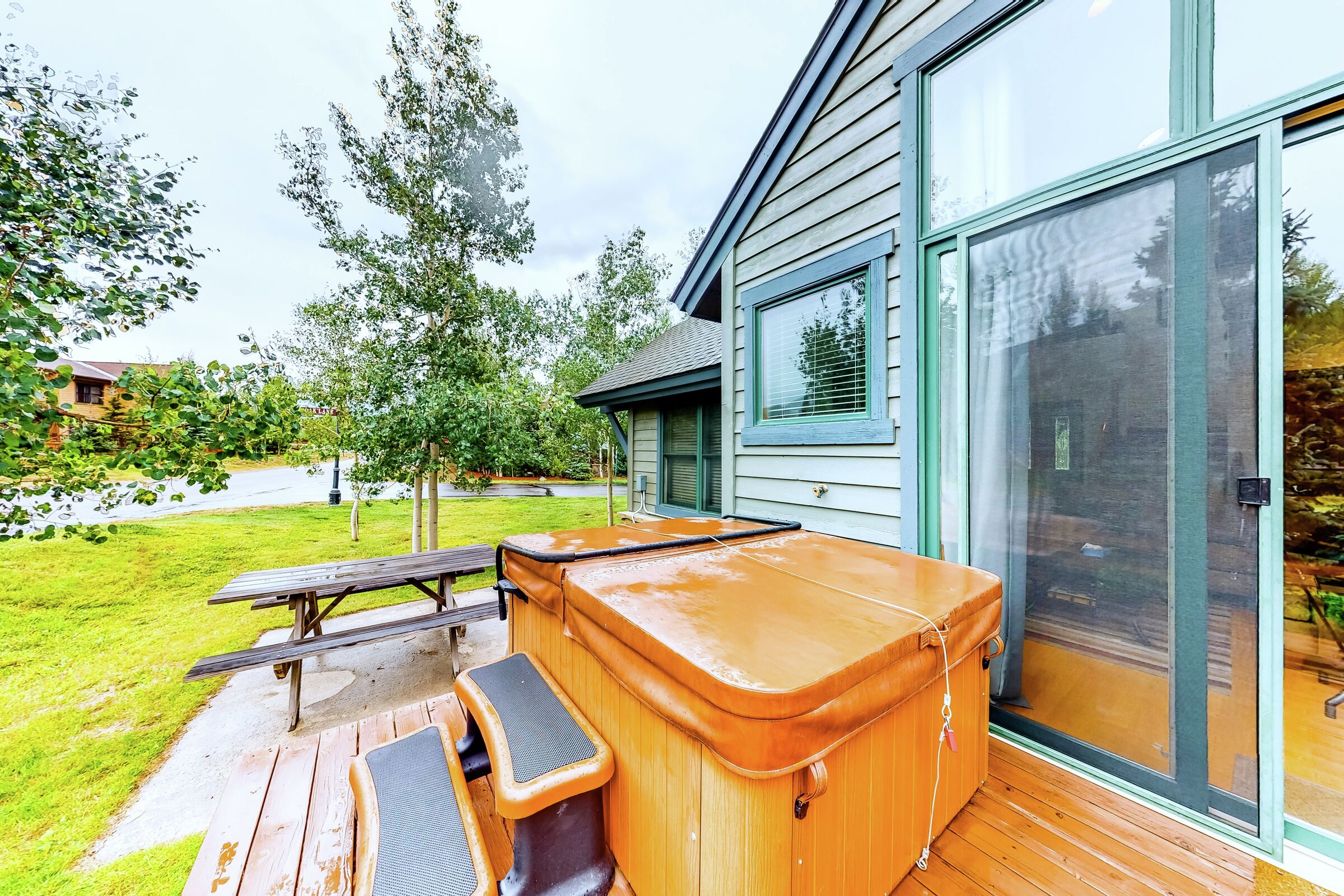 Deck with Hot Tub