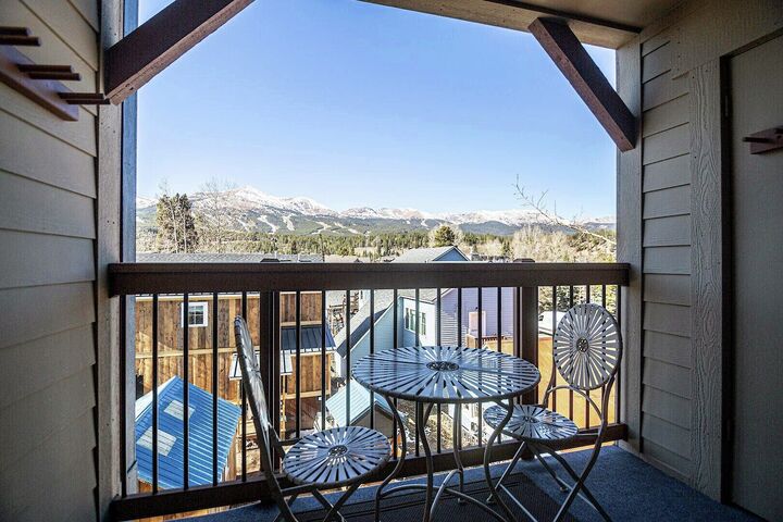 #216 - Balcony