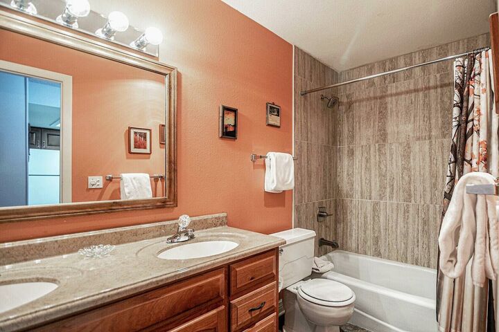 #216 - Bathroom