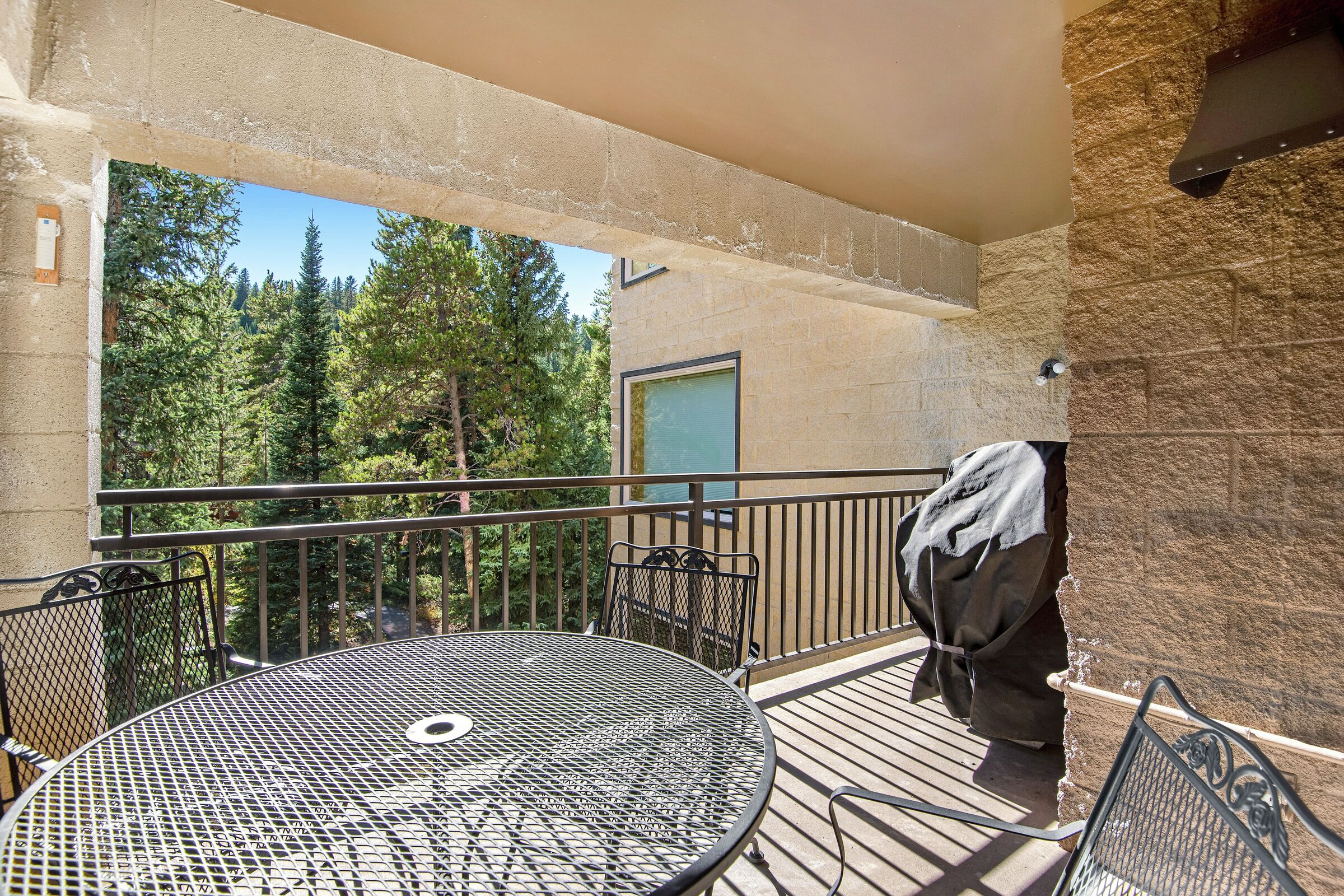 Balcony with BBQ