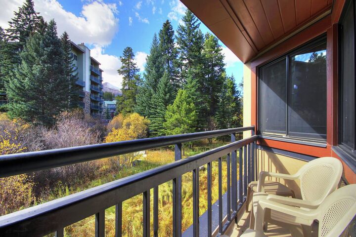 2 Bdrm 2.5 Bath - Chateaux - Balcony