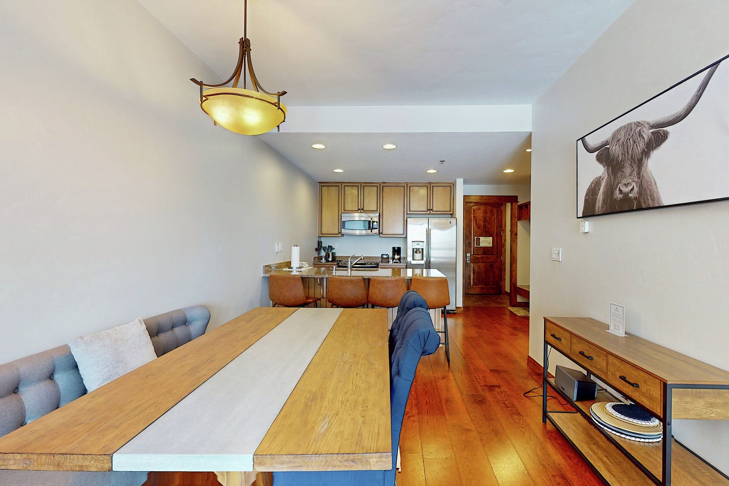 Dining Room & Kitchen