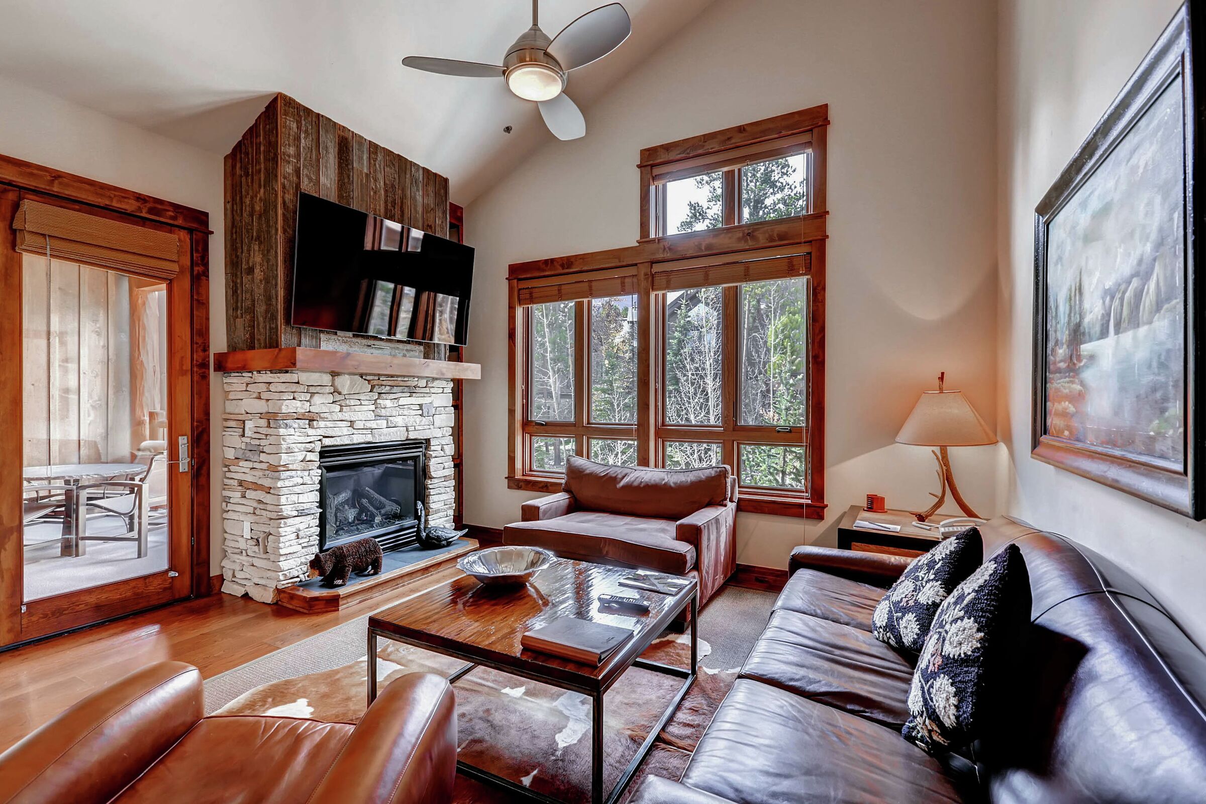 #606 South - Living Room