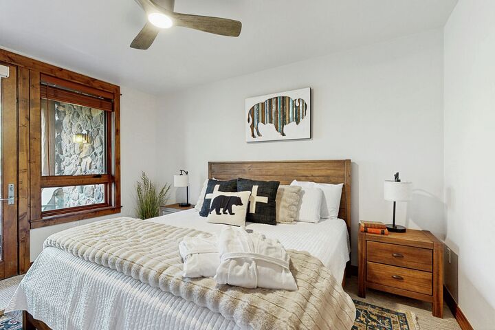 #405 - Master Bedroom