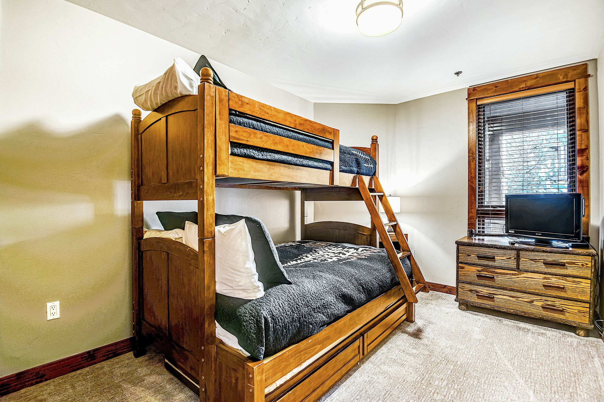 #506 - Bedroom