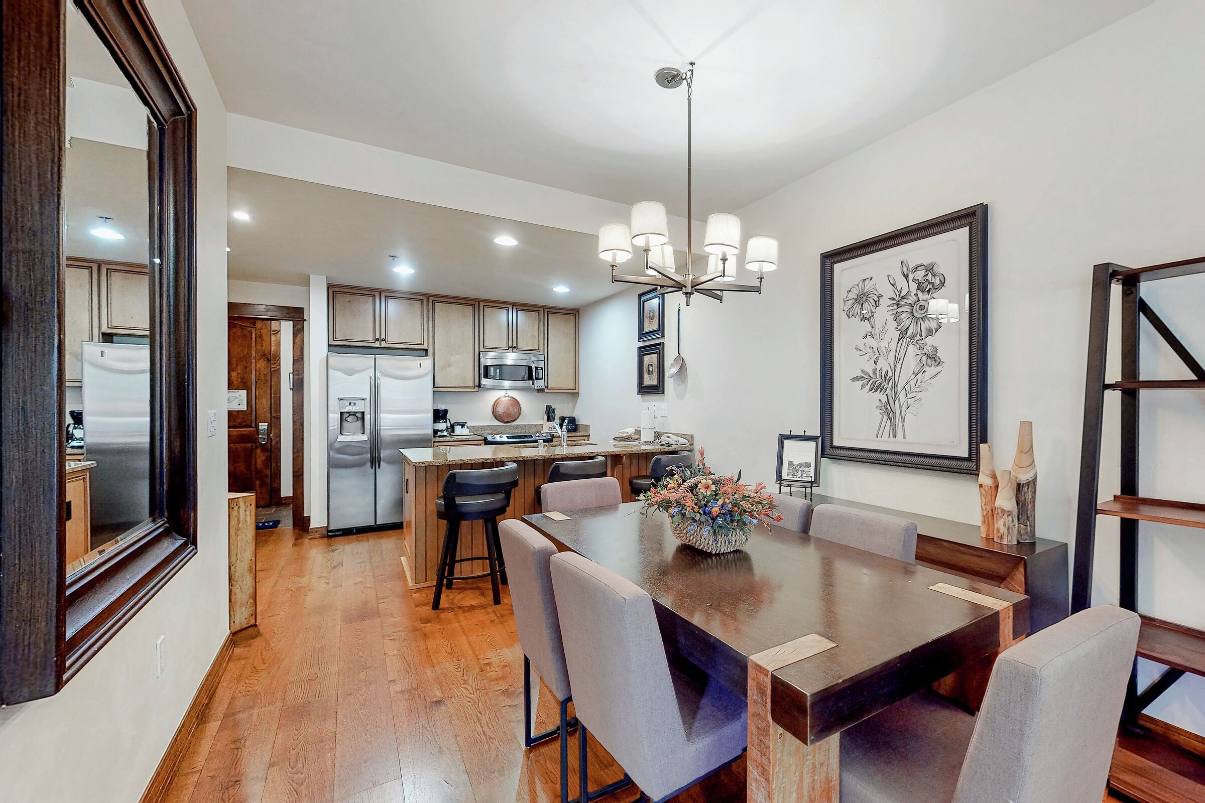 Dining Room & Kitchen