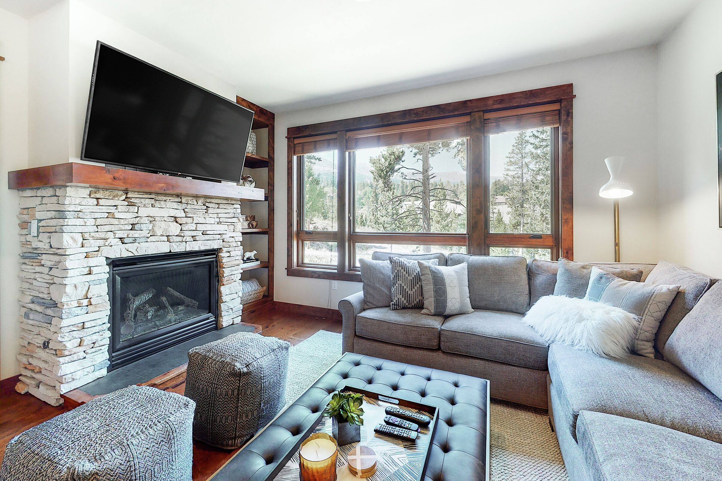 #504 - Living Room