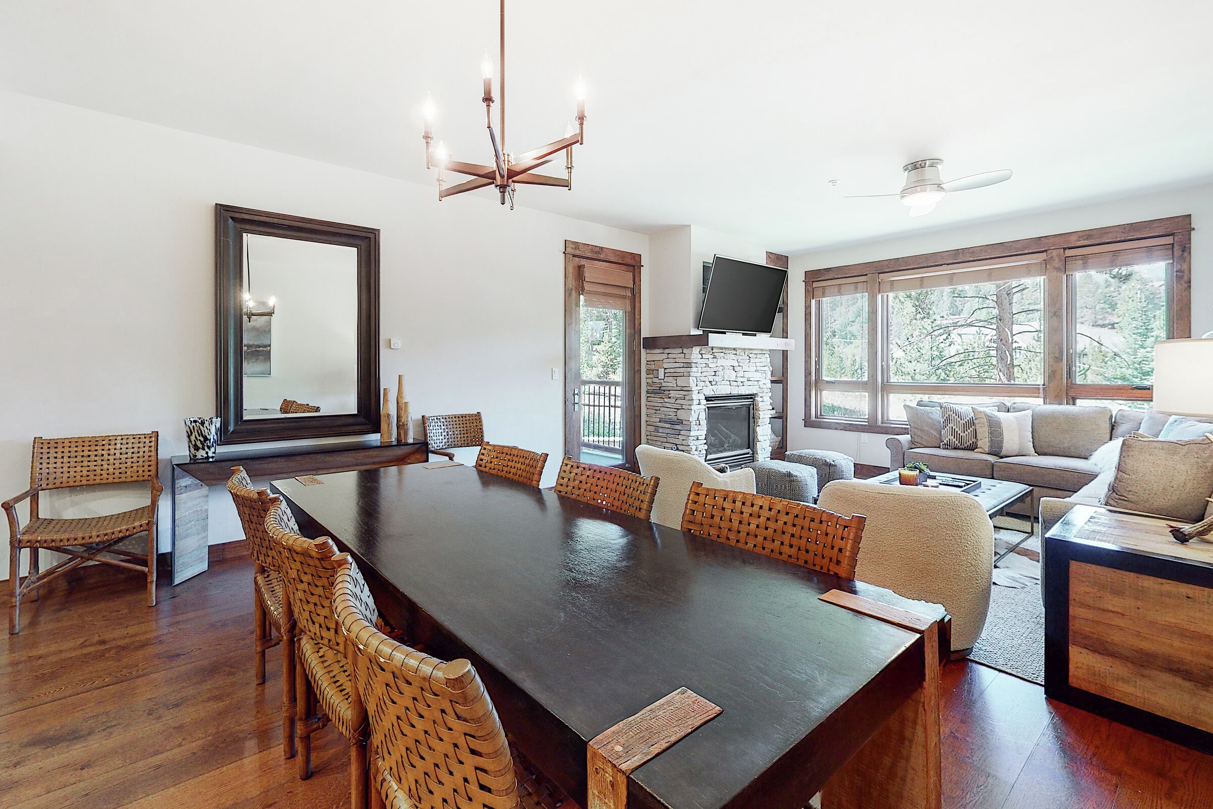 #504 - Dining Room