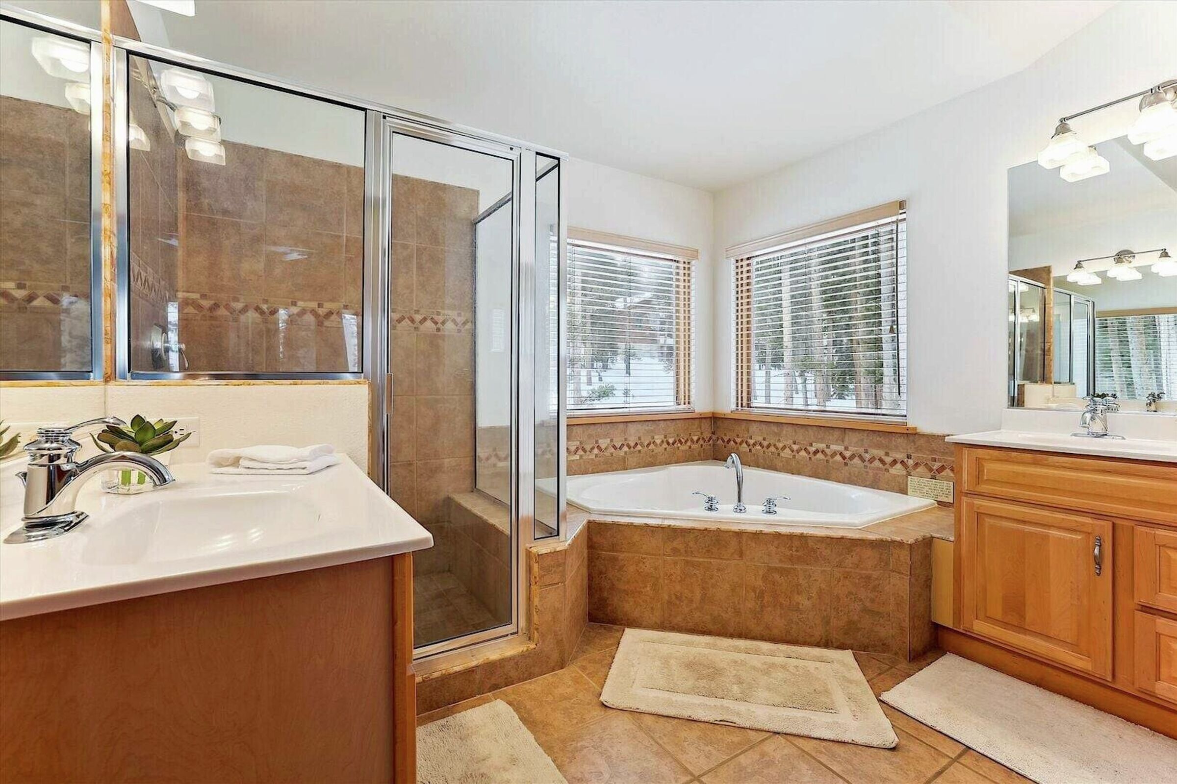 Master Ensuite Bathroom