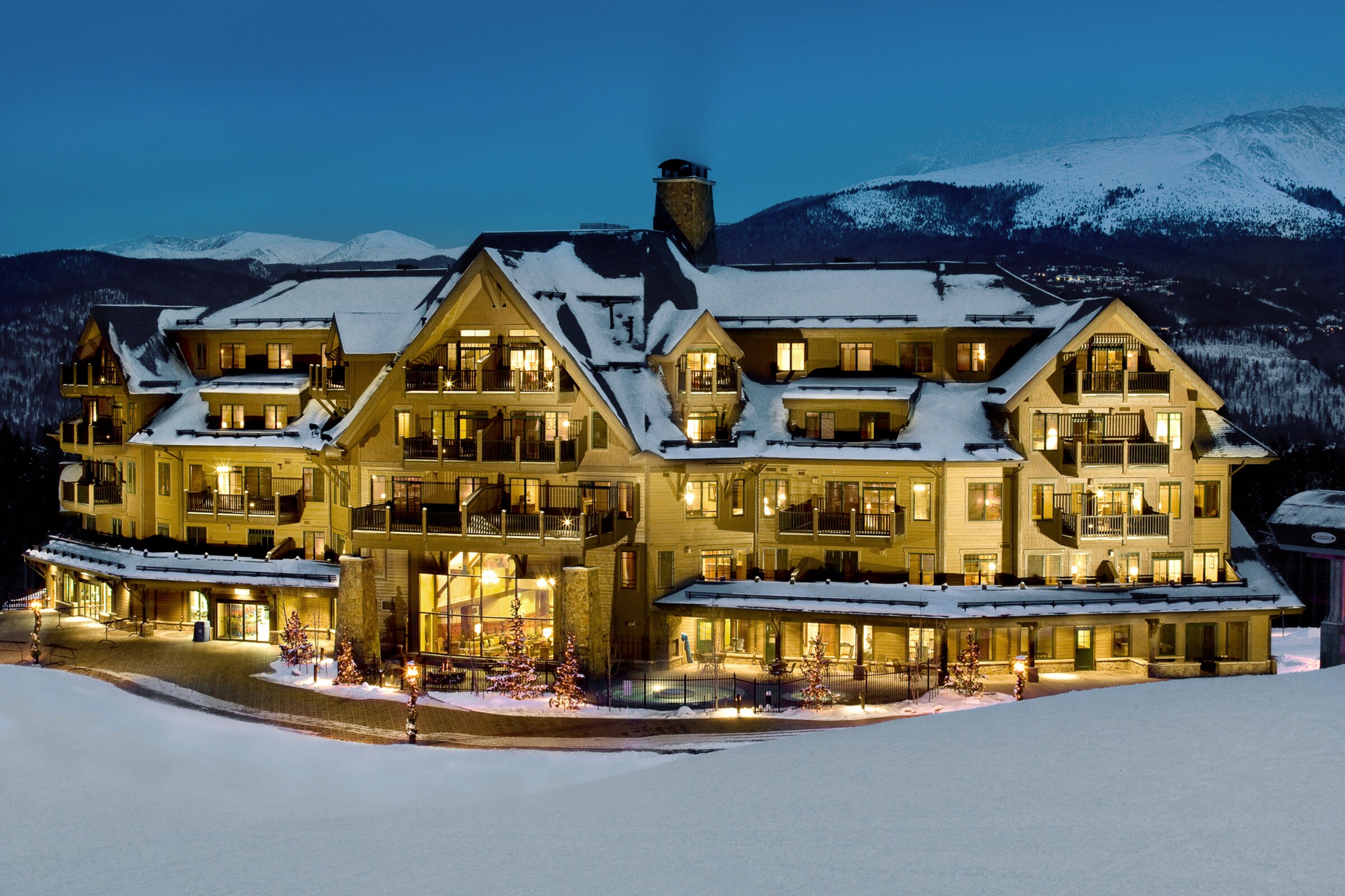 Crystal Peak Lodge