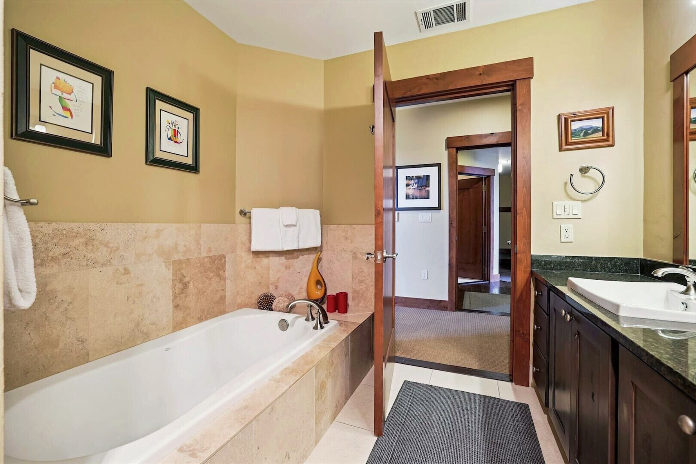 Master Ensuite Bathroom