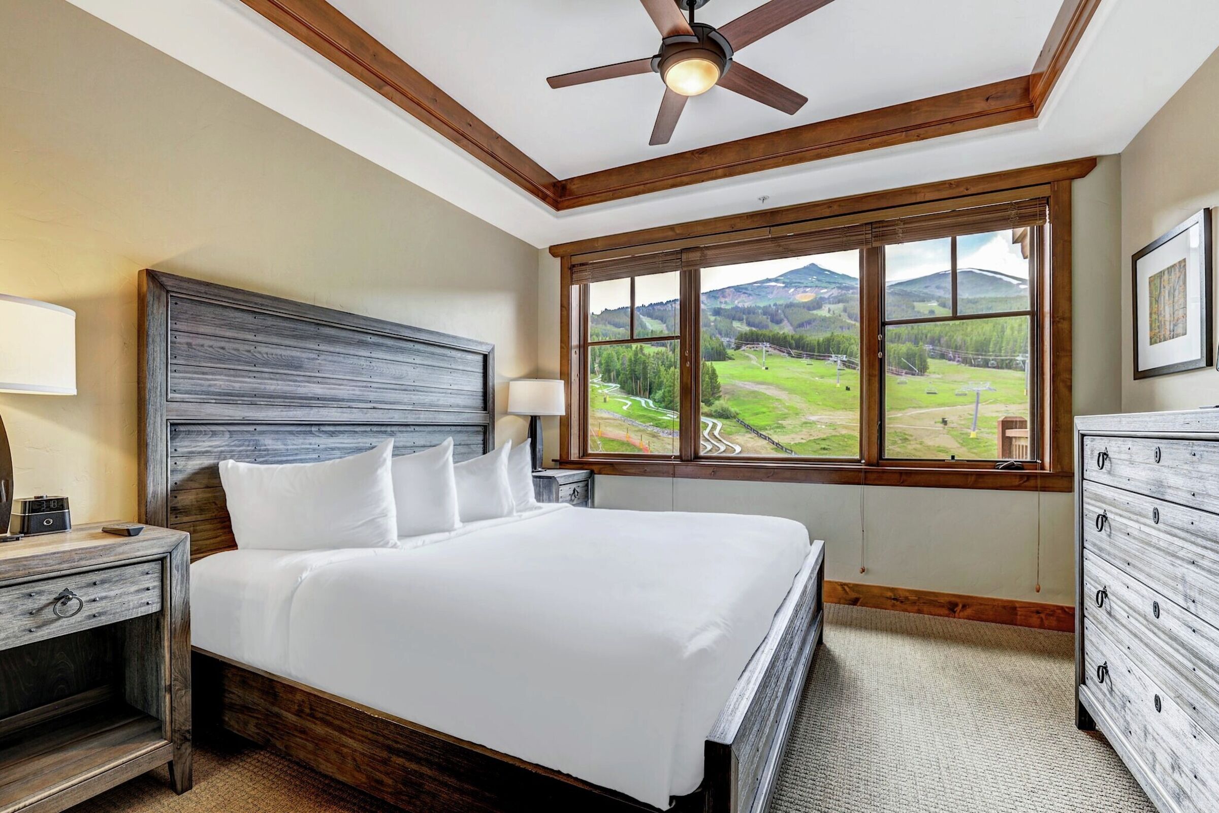 4 Bdrm - Bedroom