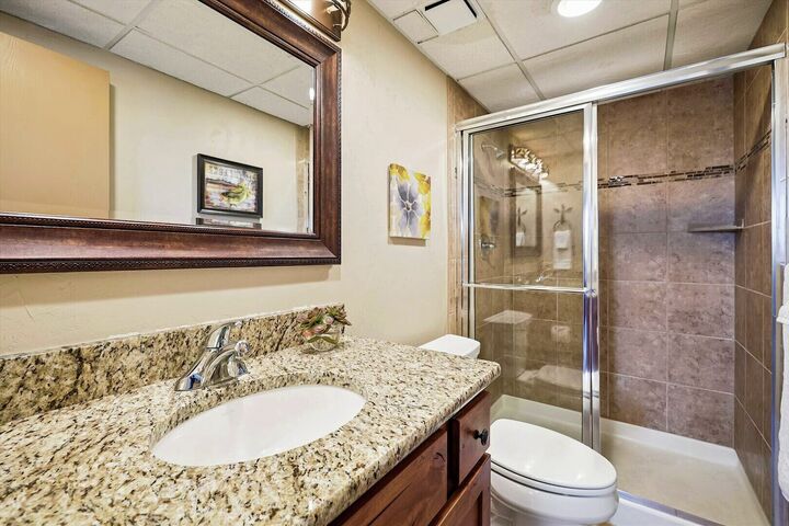 4 Bdrm - Ensuite Bathroom