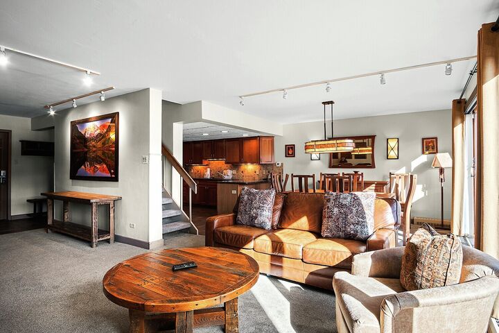 Living Area & Dining Area