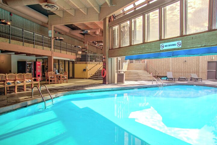 Indoor/Outdoor Heated Swimming Pool