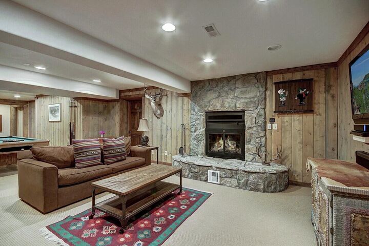 6 Bdrm 6 Bath HT - Family Room