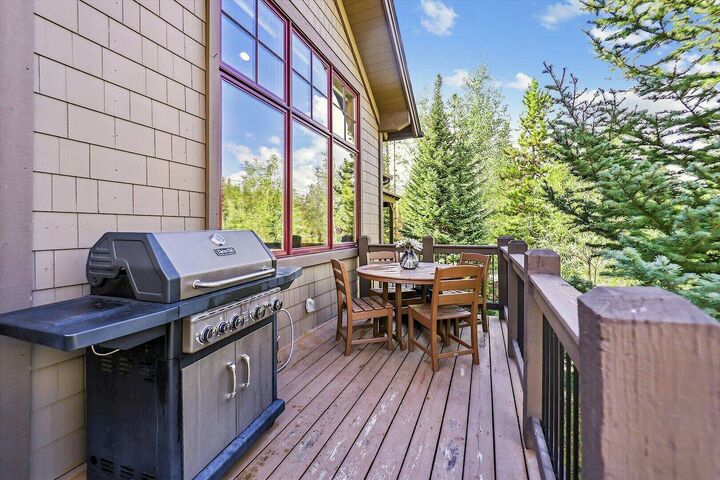 #44 - Balcony